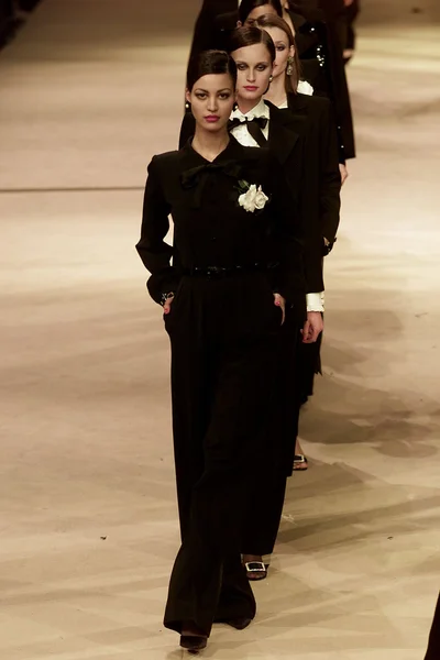 Look 249